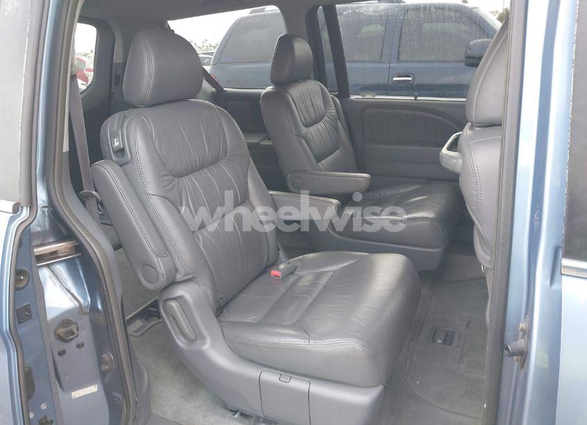Photo 8 of 2006 Honda Odyssey EX-L (VIN 5FNRL38646B058678)