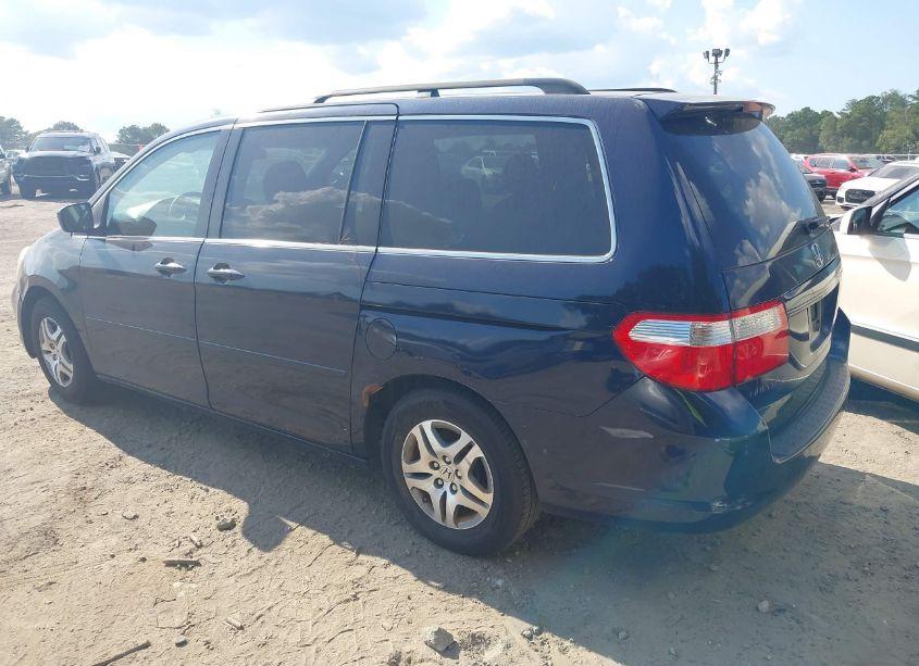 Photo 3 of 2007 Honda Odyssey EX-L (VIN 5FNRL38647B013189)