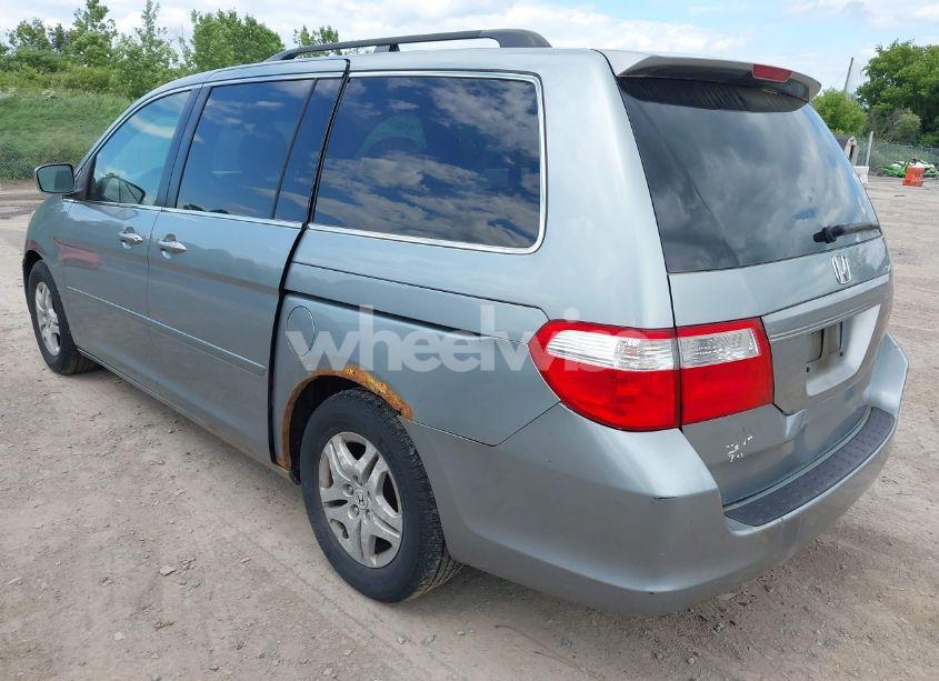 Photo 3 of 2007 Honda Odyssey EX-L (VIN 5FNRL38647B048265)