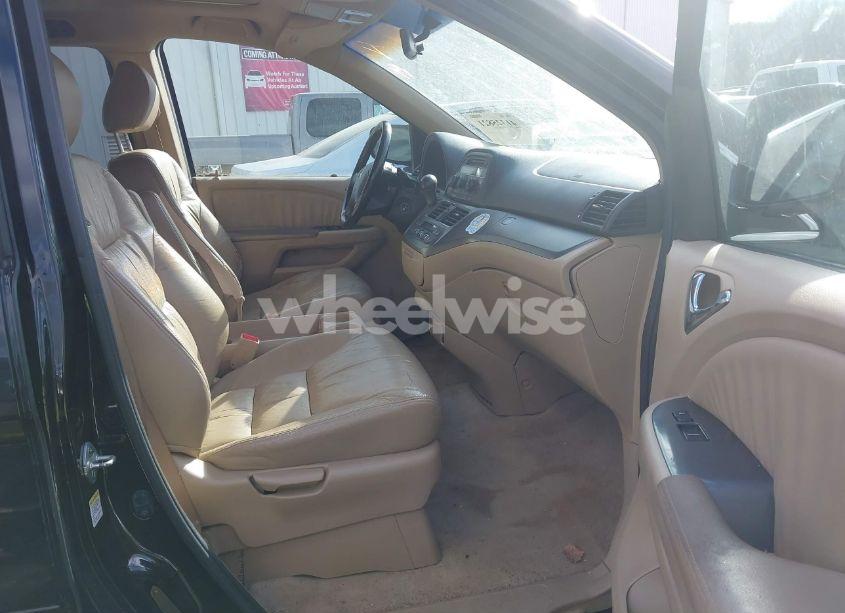 Photo 5 of 2007 Honda Odyssey EX-L (VIN 5FNRL38647B137141)