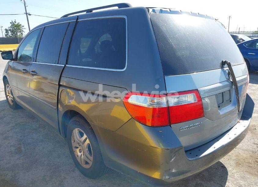 Photo 3 of 2007 Honda Odyssey EX-L (VIN 5FNRL38647B443269)