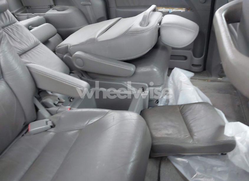 Photo 8 of 2008 Honda Odyssey EX-L (VIN 5FNRL38648B096334)