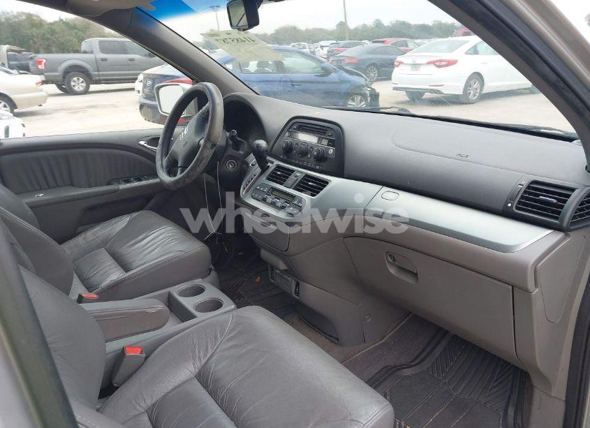 Photo 5 of 2009 Honda Odyssey EX-L (VIN 5FNRL38649B053694)