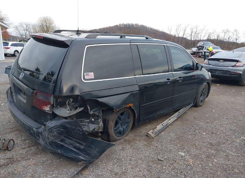 Photo 4 of 2006 Honda Odyssey EX-L (VIN 5FNRL38656B029805)