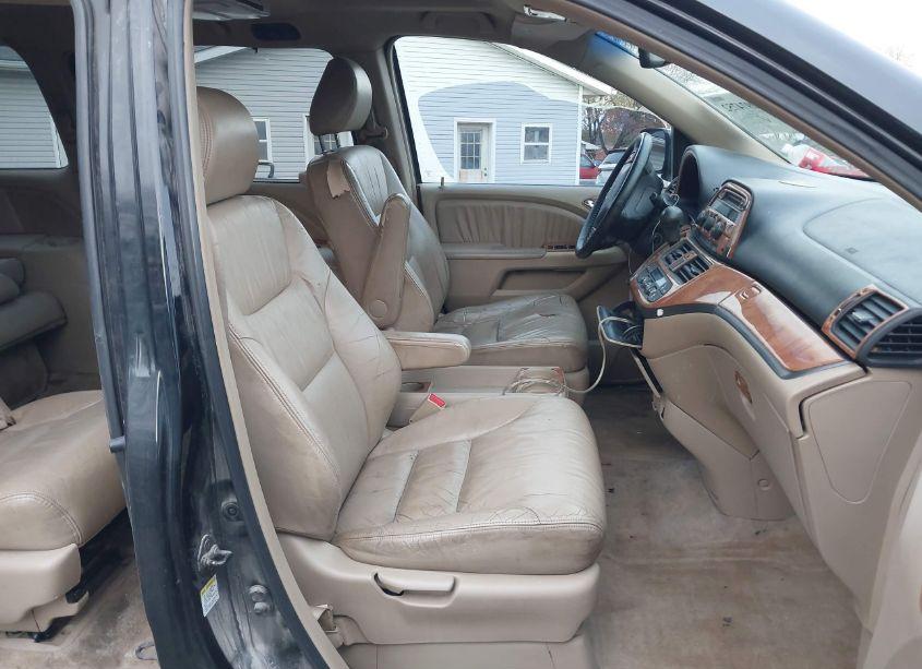 Photo 5 of 2006 Honda Odyssey EX-L (VIN 5FNRL38656B029805)