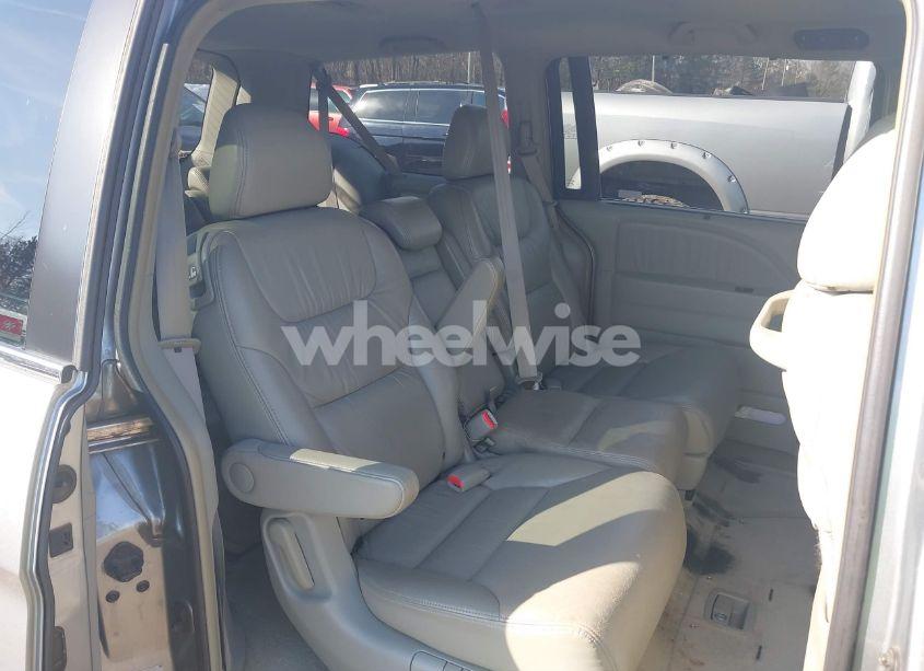 Photo 8 of 2006 Honda Odyssey EX-L (VIN 5FNRL38656B065493)