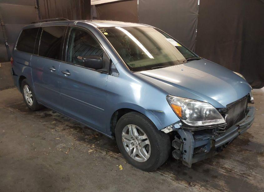 2006 Honda Odyssey EX-L (VIN 5FNRL38656B082388) main photo