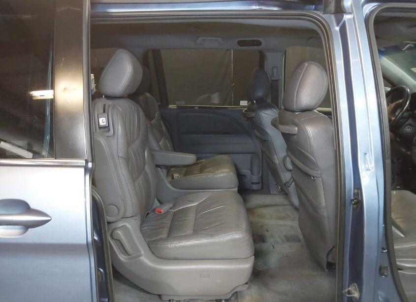 Photo 8 of 2006 Honda Odyssey EX-L (VIN 5FNRL38656B082388)