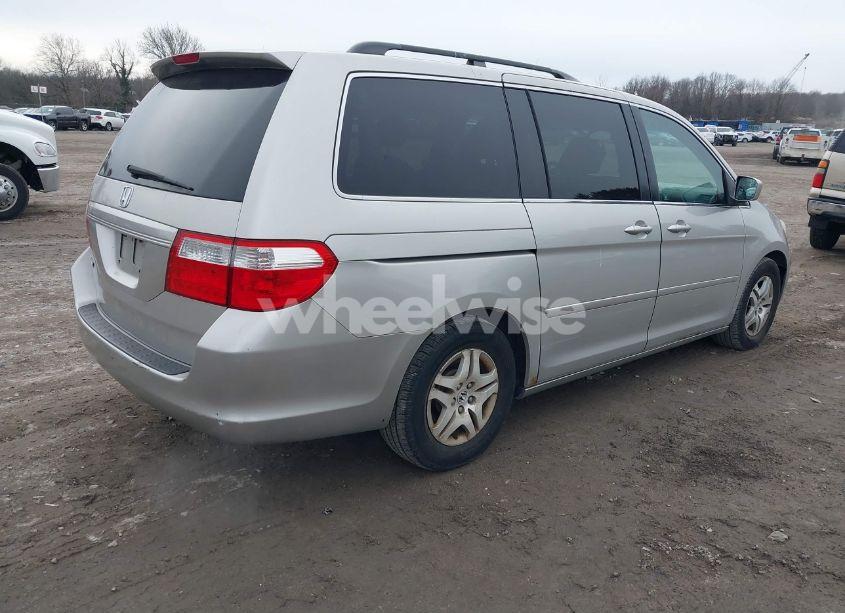 Photo 4 of 2006 Honda Odyssey EX-L (VIN 5FNRL38656B424602)