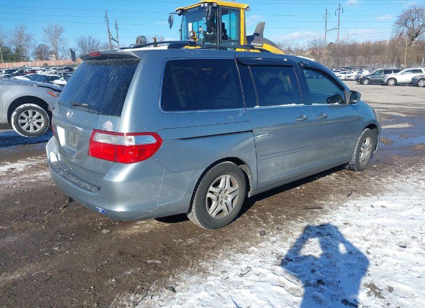 Photo 4 of 2007 Honda Odyssey EX-L (VIN 5FNRL38657B001777)