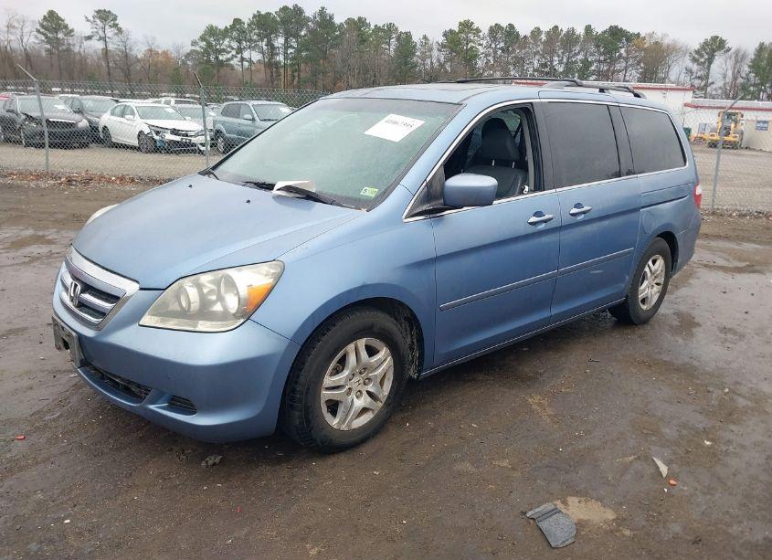 Photo 2 of 2007 Honda Odyssey EX-L (VIN 5FNRL38657B046119)