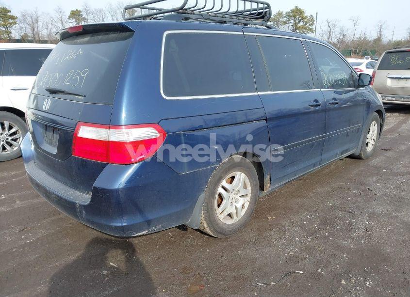 Photo 4 of 2007 Honda Odyssey EX-L (VIN 5FNRL38657B097104)