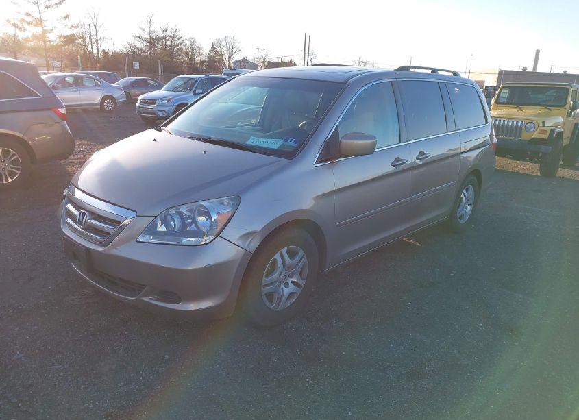 Photo 2 of 2007 Honda Odyssey EX-L (VIN 5FNRL38657B100759)