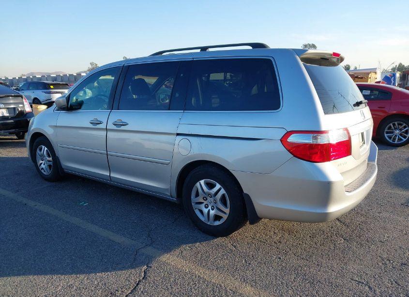 Photo 3 of 2007 Honda Odyssey EX-L (VIN 5FNRL38657B443541)