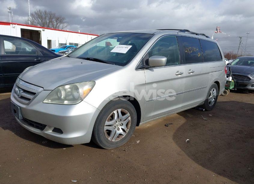 Photo 2 of 2007 Honda Odyssey EX-L (VIN 5FNRL38657B452482)