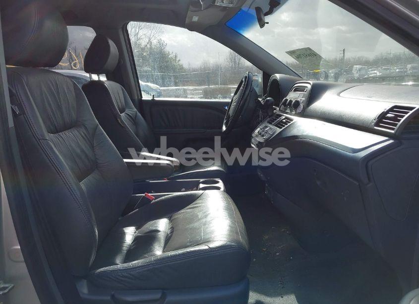 Photo 5 of 2007 Honda Odyssey EX-L (VIN 5FNRL38657B452482)