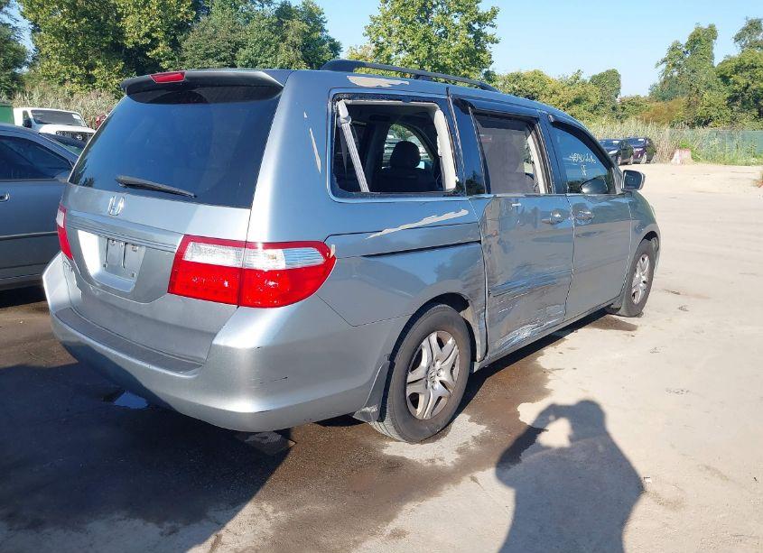 Photo 4 of 2006 Honda Odyssey EX-L (VIN 5FNRL38666B056995)
