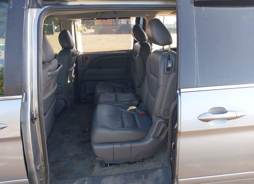 Photo 8 of 2006 Honda Odyssey EX-L (VIN 5FNRL38666B056995)