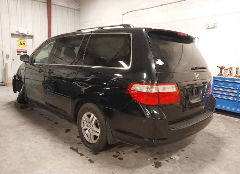 Photo 3 of 2007 Honda Odyssey EX-L (VIN 5FNRL38667B061731)
