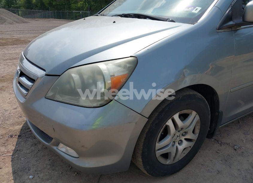 Photo 15 of 2007 Honda Odyssey EX-L (VIN 5FNRL38667B066105)