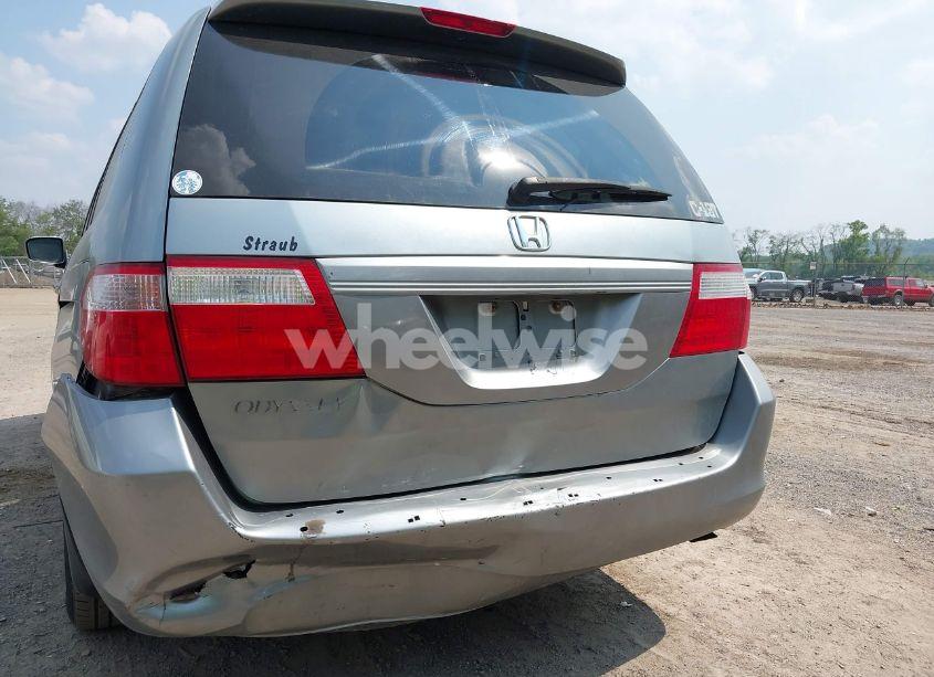 Photo 6 of 2007 Honda Odyssey EX-L (VIN 5FNRL38667B066105)