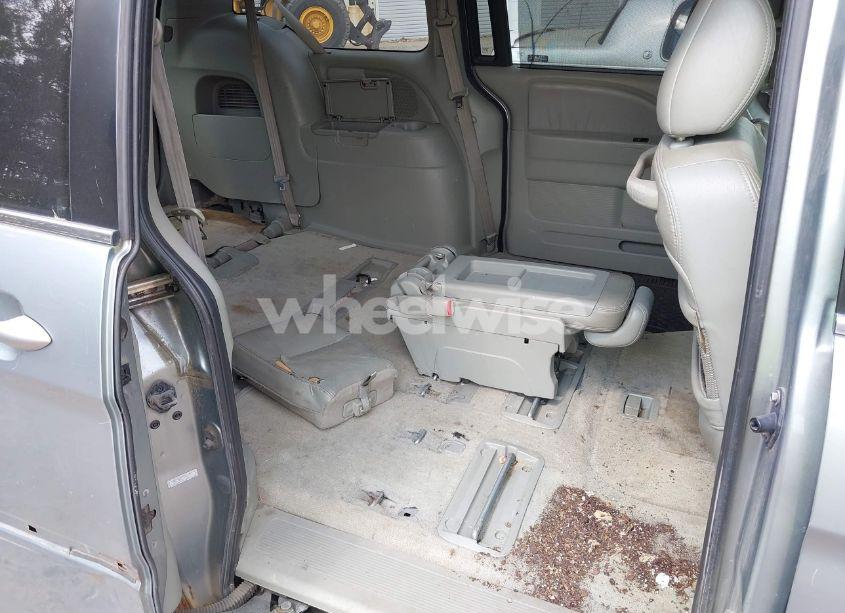 Photo 8 of 2007 Honda Odyssey EX-L (VIN 5FNRL38667B066105)