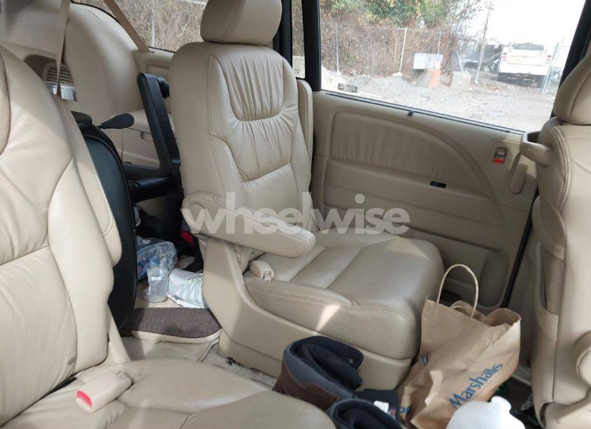 Photo 8 of 2007 Honda Odyssey EX-L (VIN 5FNRL38667B115982)