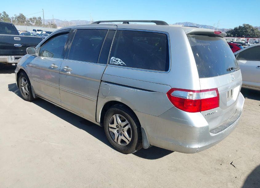 Photo 3 of 2007 Honda Odyssey EX-L (VIN 5FNRL38667B423167)