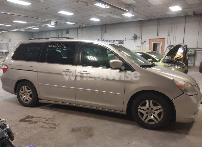 Photo 14 of 2007 Honda Odyssey EX-L (VIN 5FNRL38667B460381)