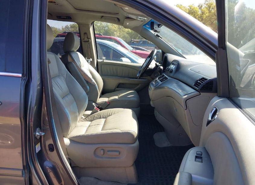 Photo 5 of 2008 Honda Odyssey EX-L (VIN 5FNRL38668B102506)