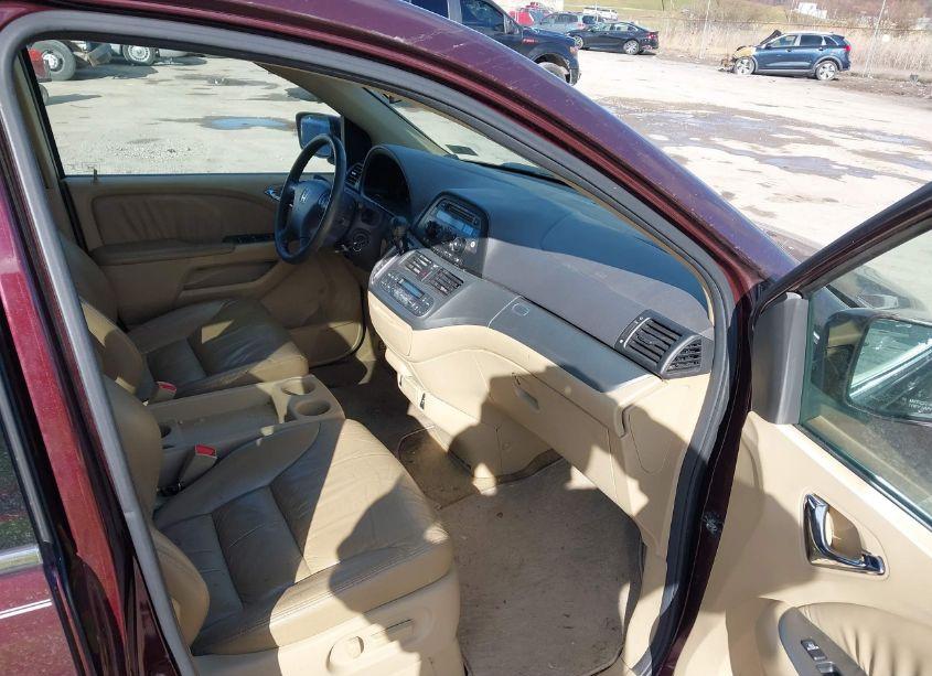 Photo 5 of 2008 Honda Odyssey EX-L (VIN 5FNRL38668B104076)