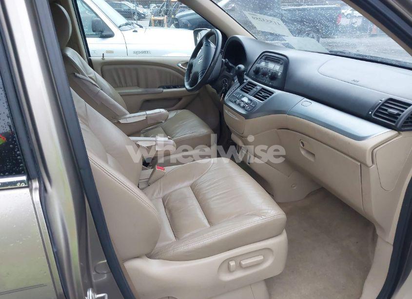 Photo 5 of 2008 Honda Odyssey EX-L (VIN 5FNRL38668B415877)