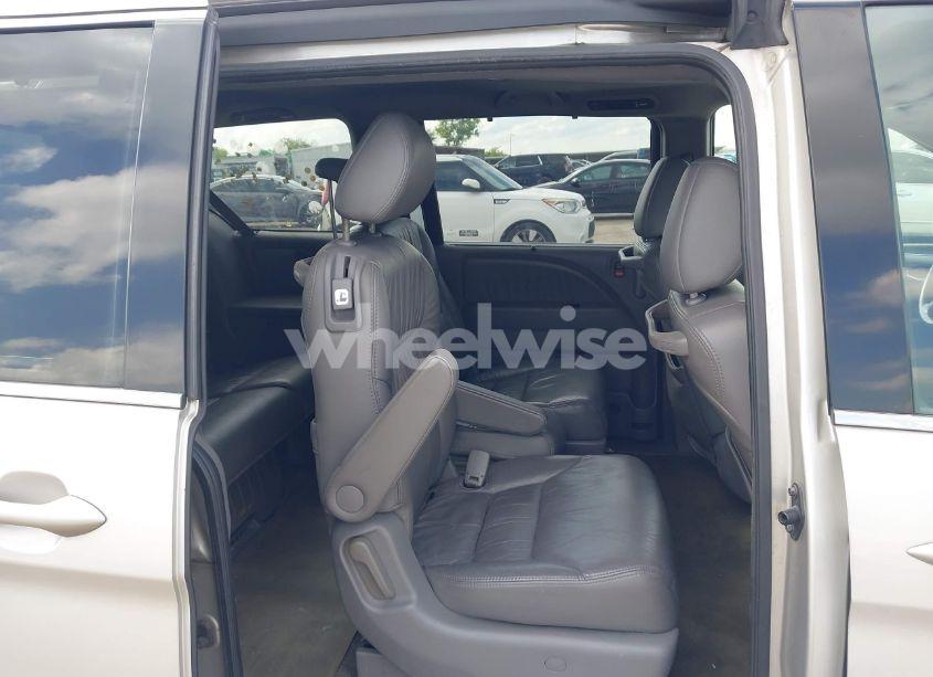 Photo 8 of 2009 Honda Odyssey EX-L (VIN 5FNRL38669B003377)