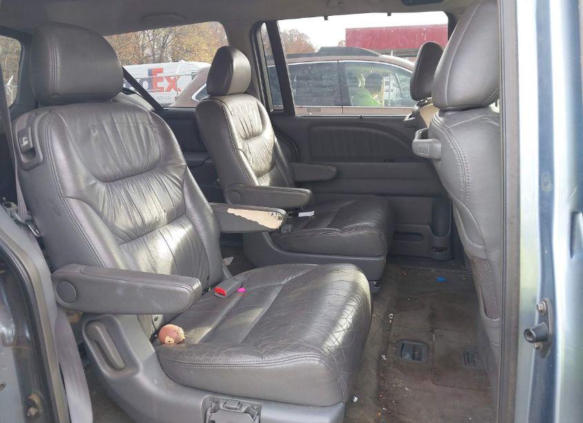 Photo 8 of 2005 Honda Odyssey EX-L (VIN 5FNRL38675B089244)