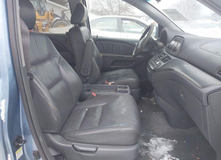 Photo 5 of 2006 Honda Odyssey EX-L (VIN 5FNRL38676B048288)