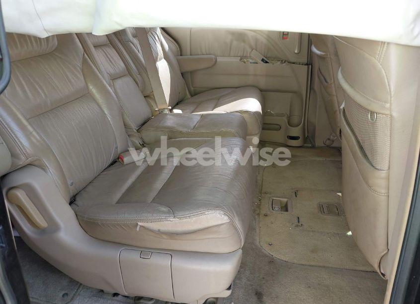 Photo 8 of 2006 Honda Odyssey EX-L (VIN 5FNRL38676B071537)