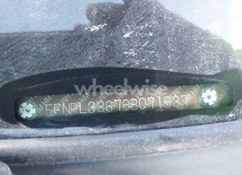 Photo 9 of 2006 Honda Odyssey EX-L (VIN 5FNRL38676B071537)