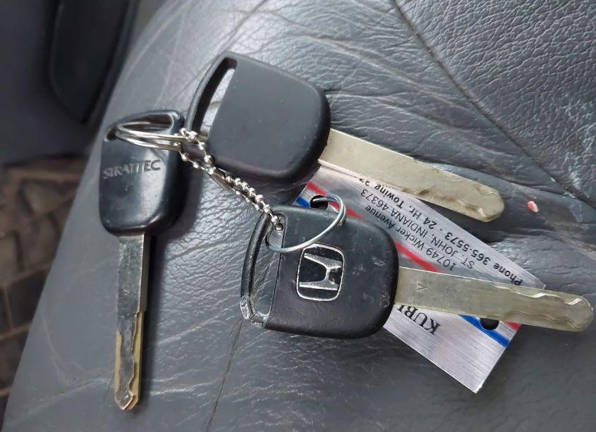 Photo 11 of 2006 Honda Odyssey EX-L (VIN 5FNRL38676B095112)