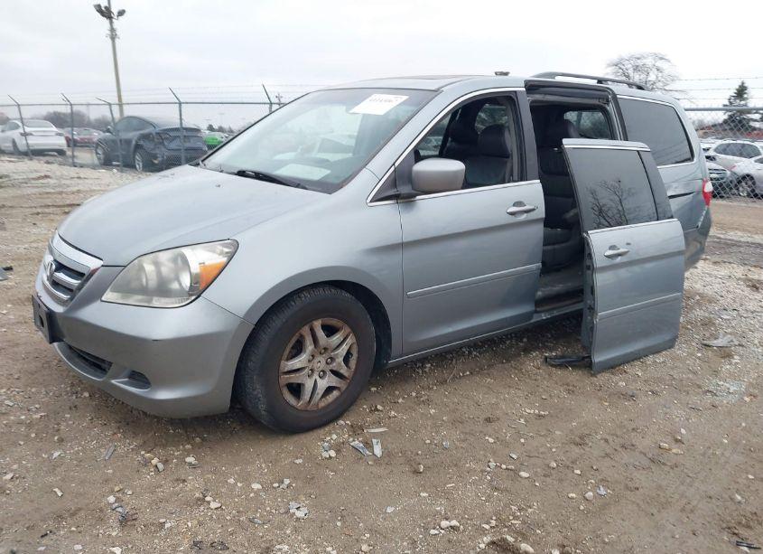 Photo 2 of 2006 Honda Odyssey EX-L (VIN 5FNRL38676B095112)