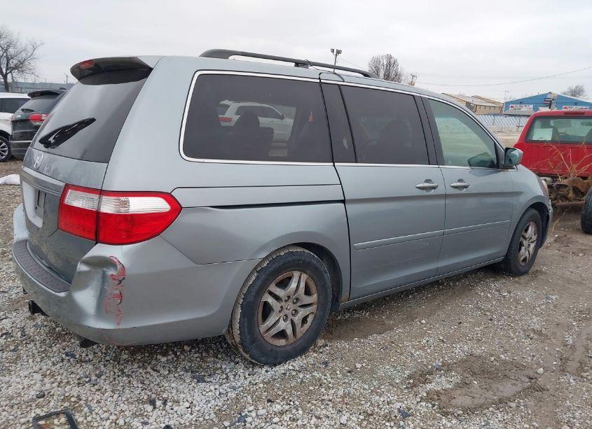 Photo 4 of 2006 Honda Odyssey EX-L (VIN 5FNRL38676B095112)