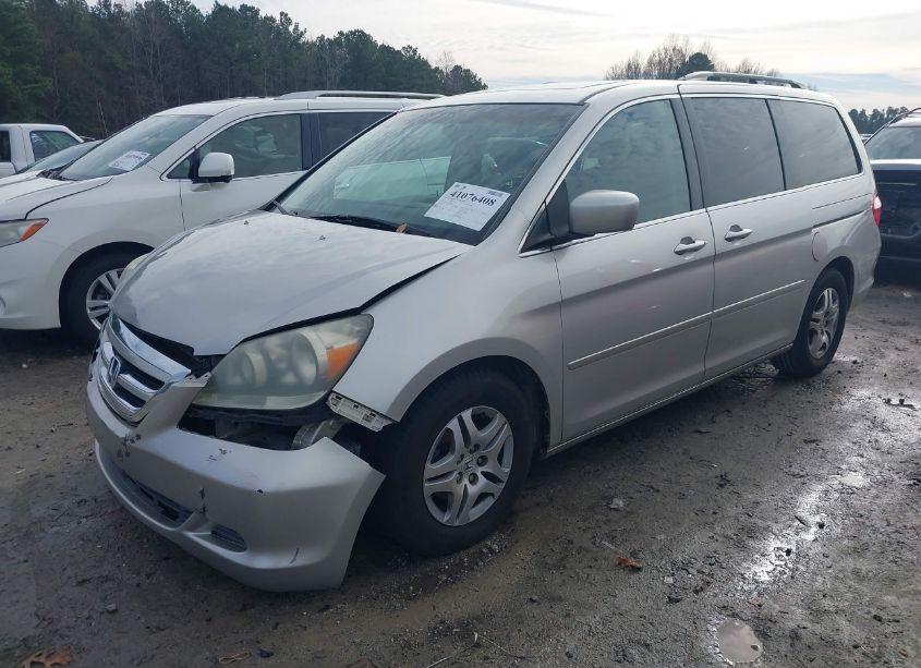 Photo 2 of 2006 Honda Odyssey EX-L (VIN 5FNRL38676B403976)