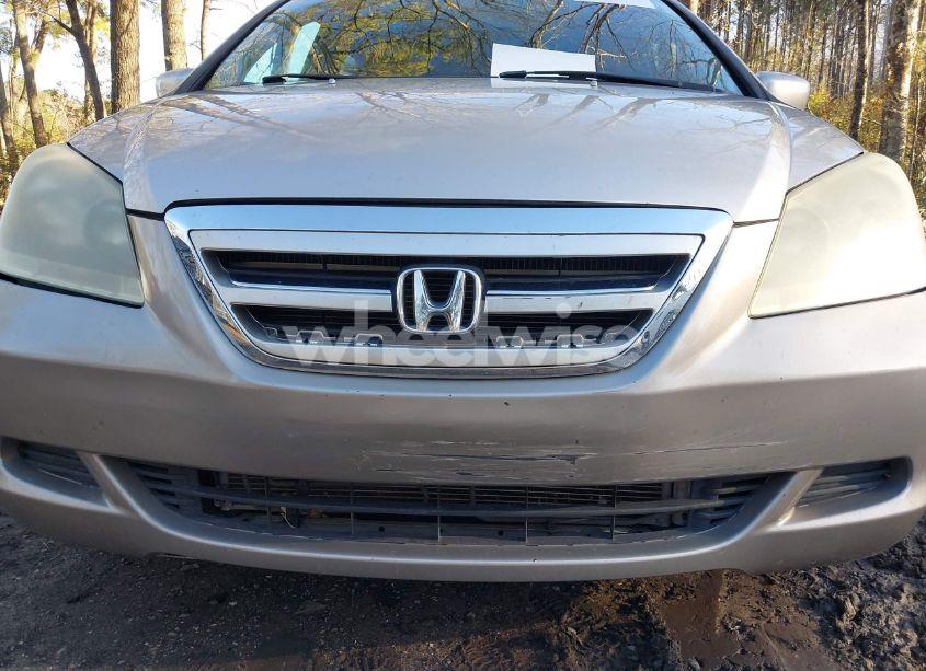 Photo 6 of 2006 Honda Odyssey EX-L (VIN 5FNRL38676B454930)