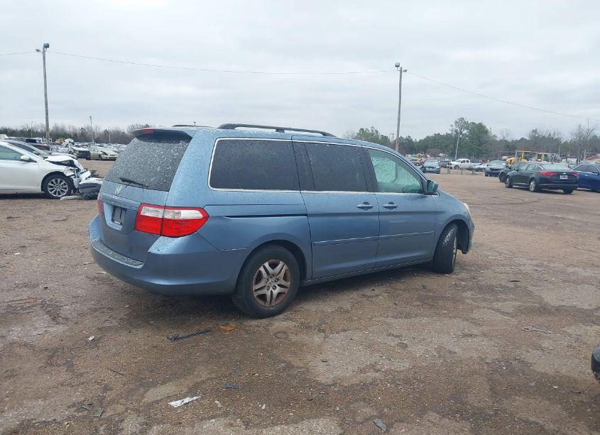 Photo 4 of 2007 Honda Odyssey EX-L (VIN 5FNRL38677B119636)