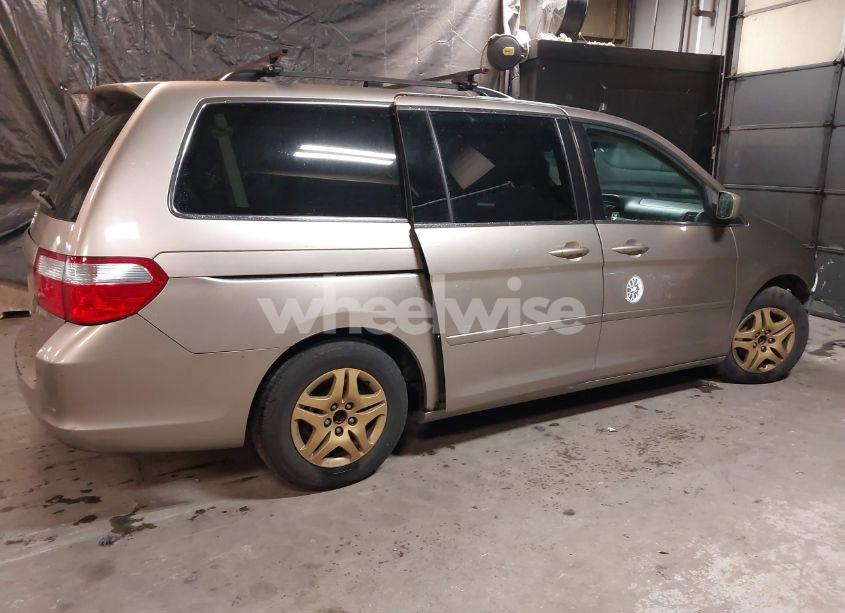 Photo 4 of 2007 Honda Odyssey EX-L (VIN 5FNRL38677B424490)