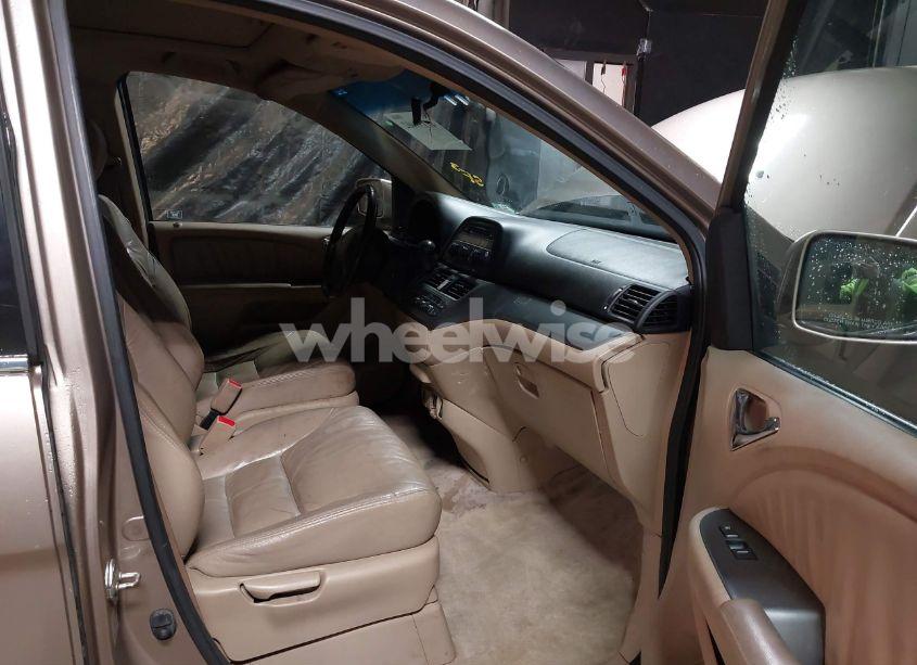 Photo 5 of 2007 Honda Odyssey EX-L (VIN 5FNRL38677B424490)