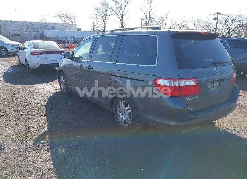 Photo 3 of 2007 Honda Odyssey EX-L (VIN 5FNRL38677B448370)