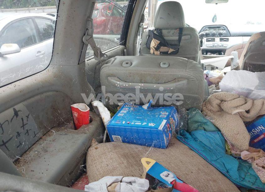 Photo 6 of 2005 Honda Odyssey EX-L (VIN 5FNRL38685B031644)