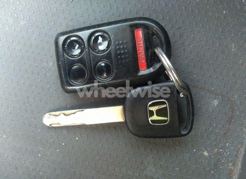 Photo 11 of 2005 Honda Odyssey EX-L (VIN 5FNRL38685B055930)