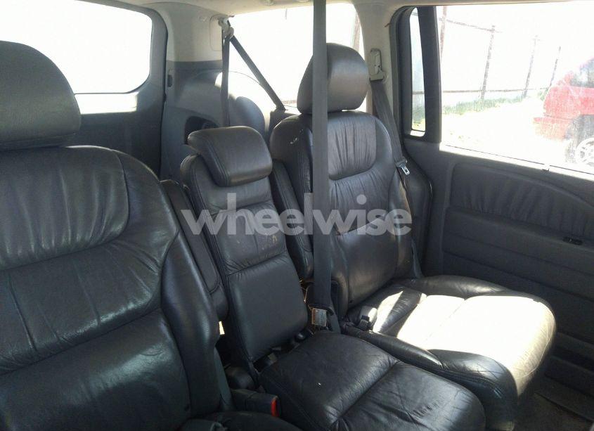 Photo 8 of 2005 Honda Odyssey EX-L (VIN 5FNRL38685B055930)