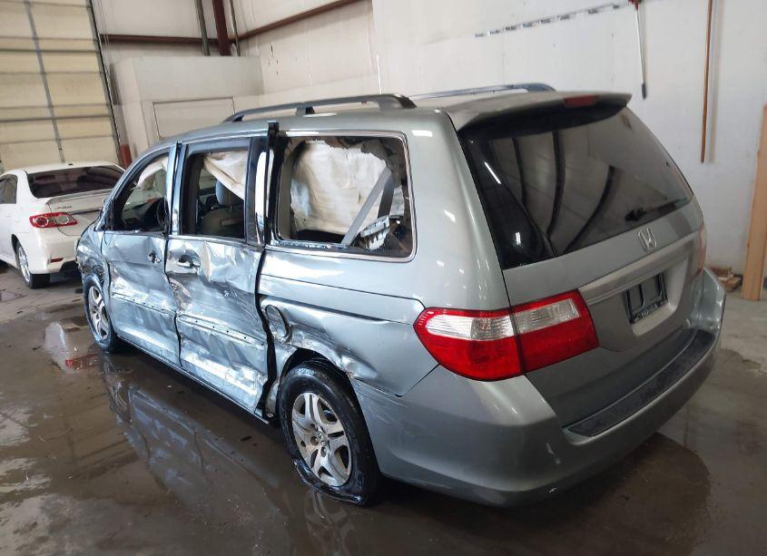 Photo 3 of 2005 Honda Odyssey EX-L (VIN 5FNRL38685B068502)